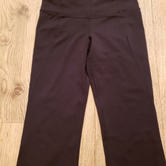 Lululemon crop leggings - Picture 2 of 7